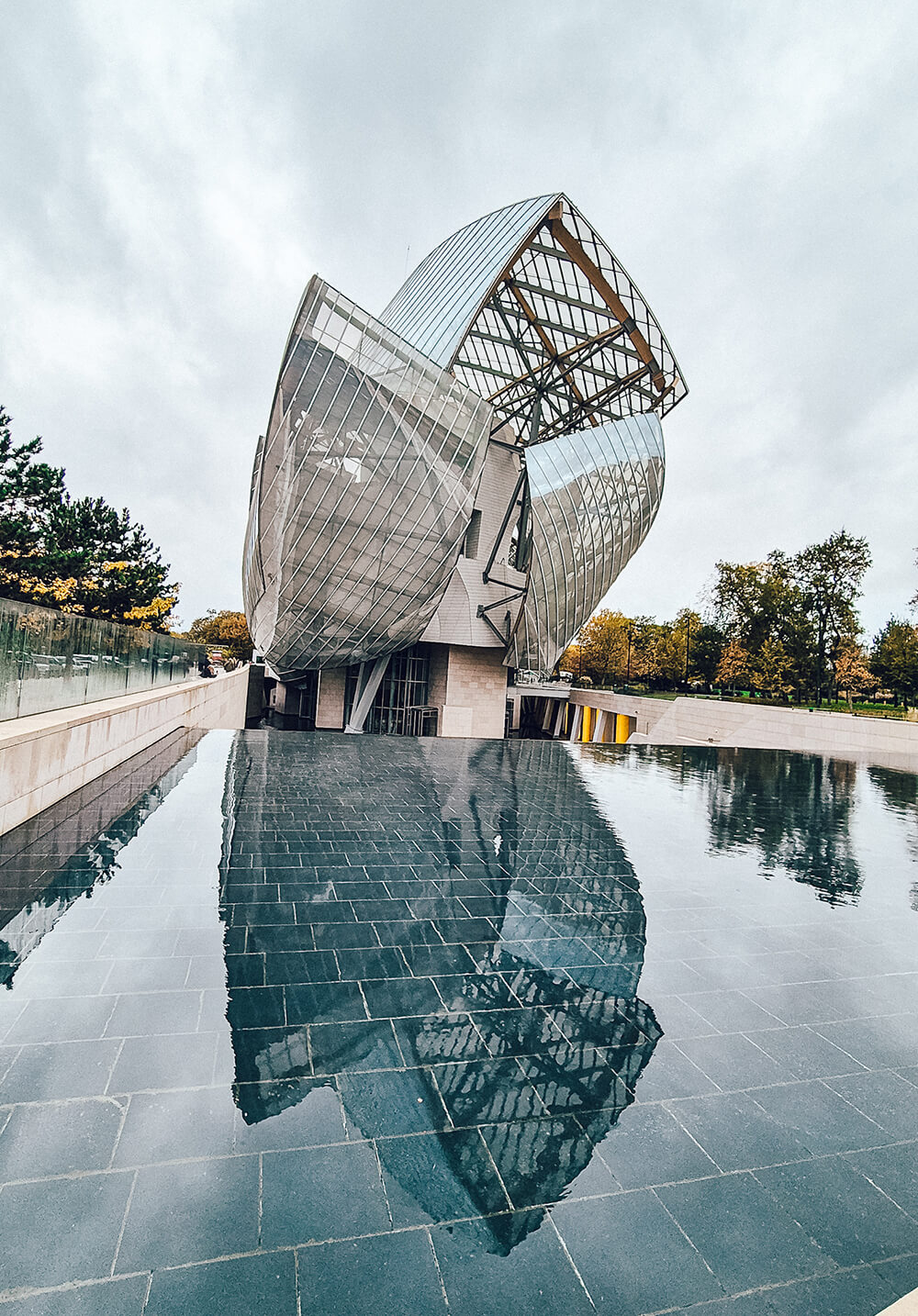 מוזיאון לואי ויטון